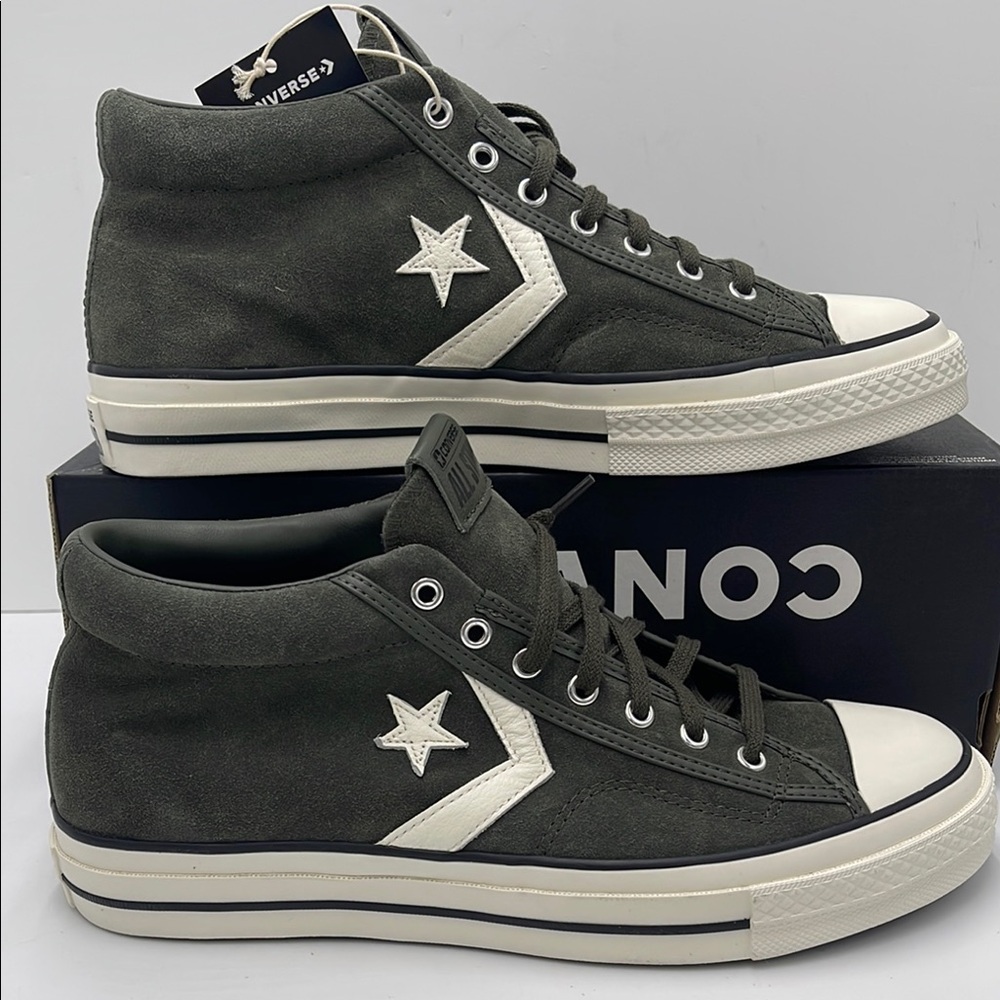 Converse Men's Black High-Top Sneakers A09463C
STAR PLAYER 76 MID CAVE GREEN